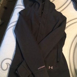 Grey infrared under armour jacket